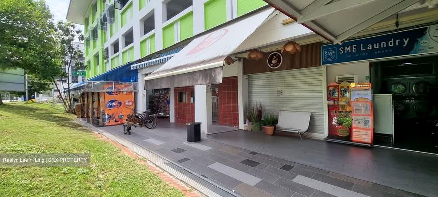 Tampines Street 44 (D18), Shop House #578512771